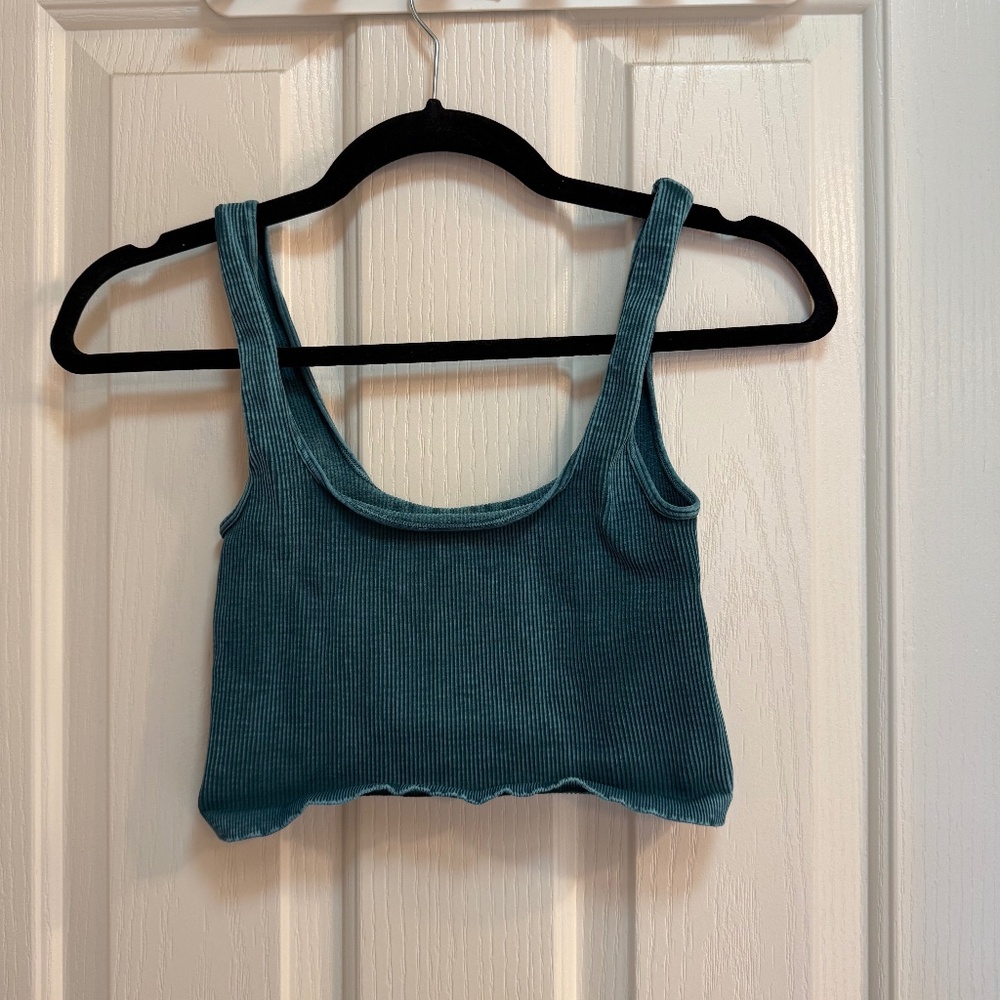 Free People Movement Happiness Runs Square Neck Crop - M/L